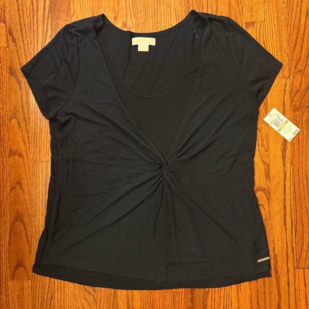 MICHAEL KORS NWT Black Knot Front Short Sleeve Top 2X